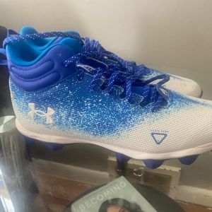 UnderArmour Cleats